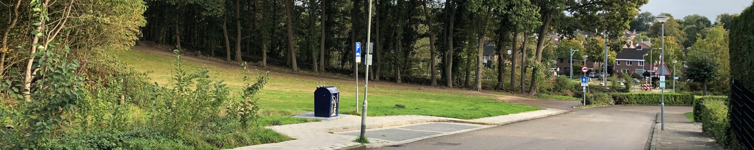 foto Wentholtstraat richting spoor
