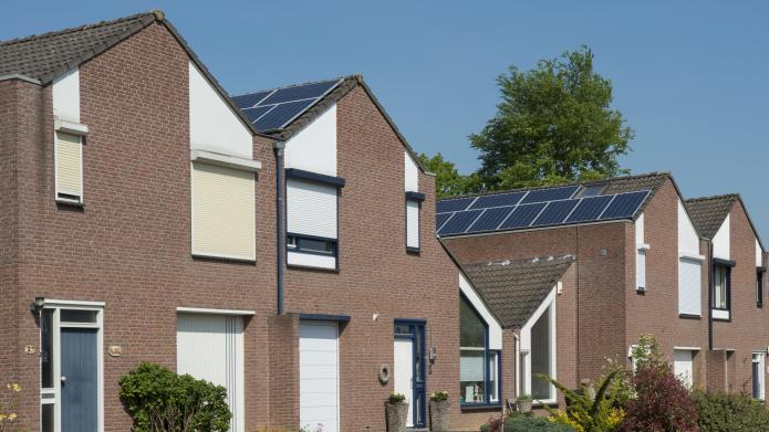 Huizen met zonnepanelen op de daken in Landgraaf